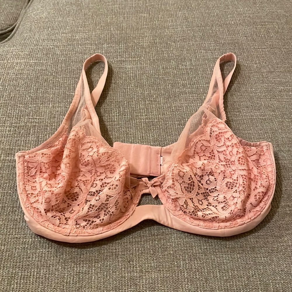 Victorias Secret bras - 34DDD